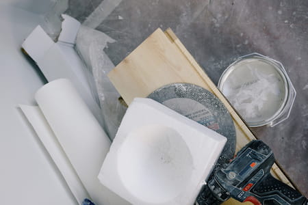 Kołkowanie styropianu i wełny mineralnej